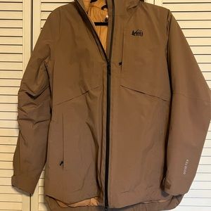 Women’s REI ski jacket